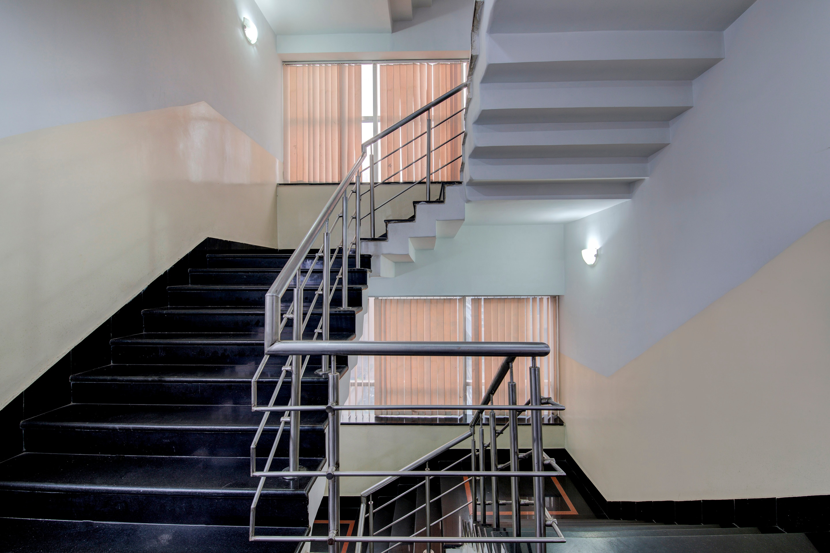 OYO Flagship 44800 Hotel Sunraj Ahirtoli, Ranchi 5