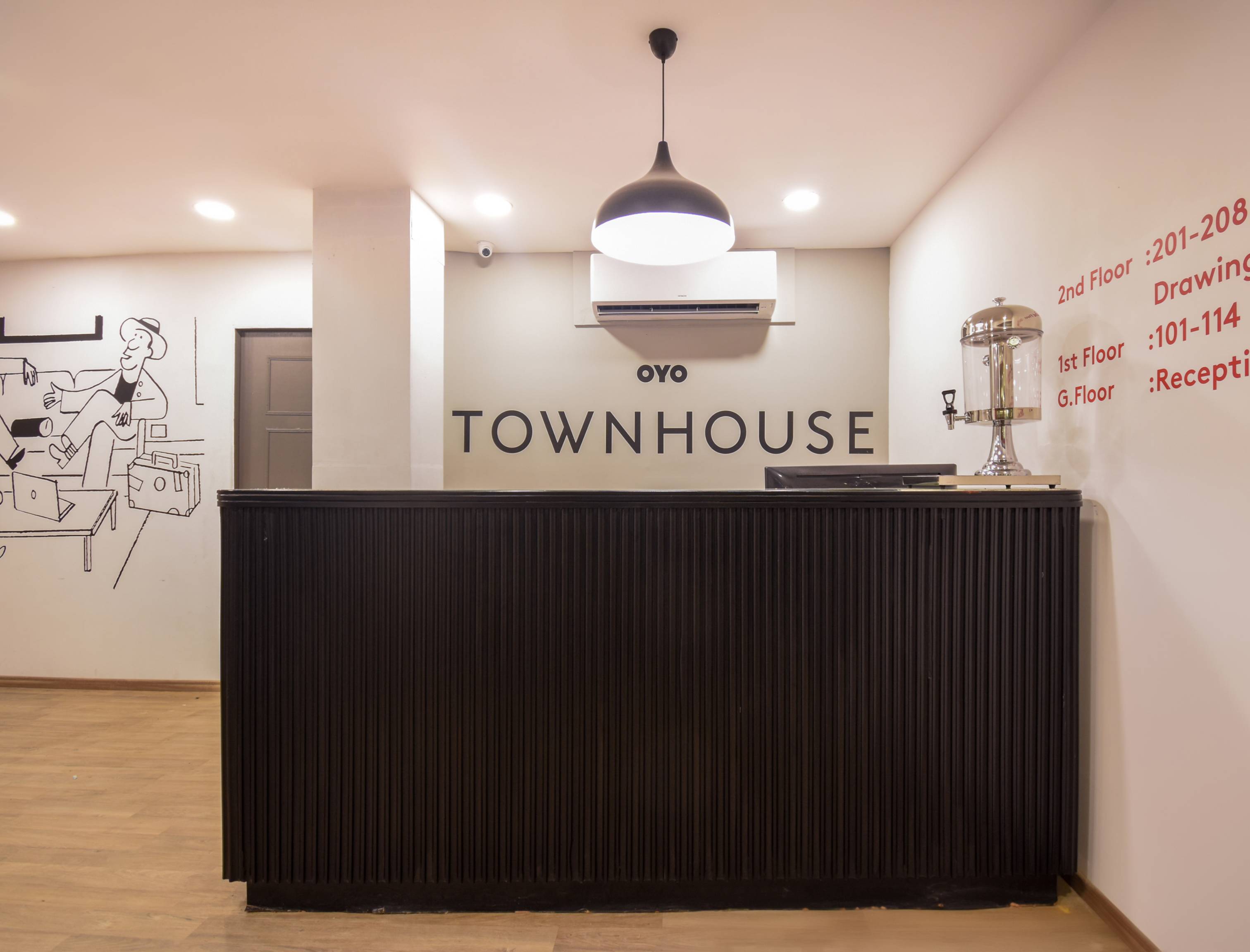 OYO Townhouse 444 Heera Holiday Inn, Kolkata 3
