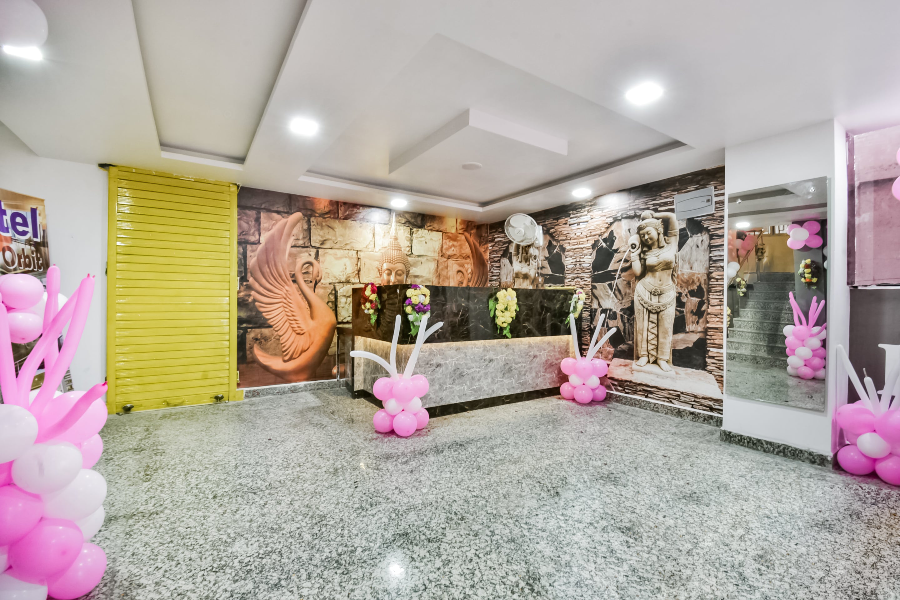 OYO Flagship 62418 Hotel Royal Palace, Patna 2