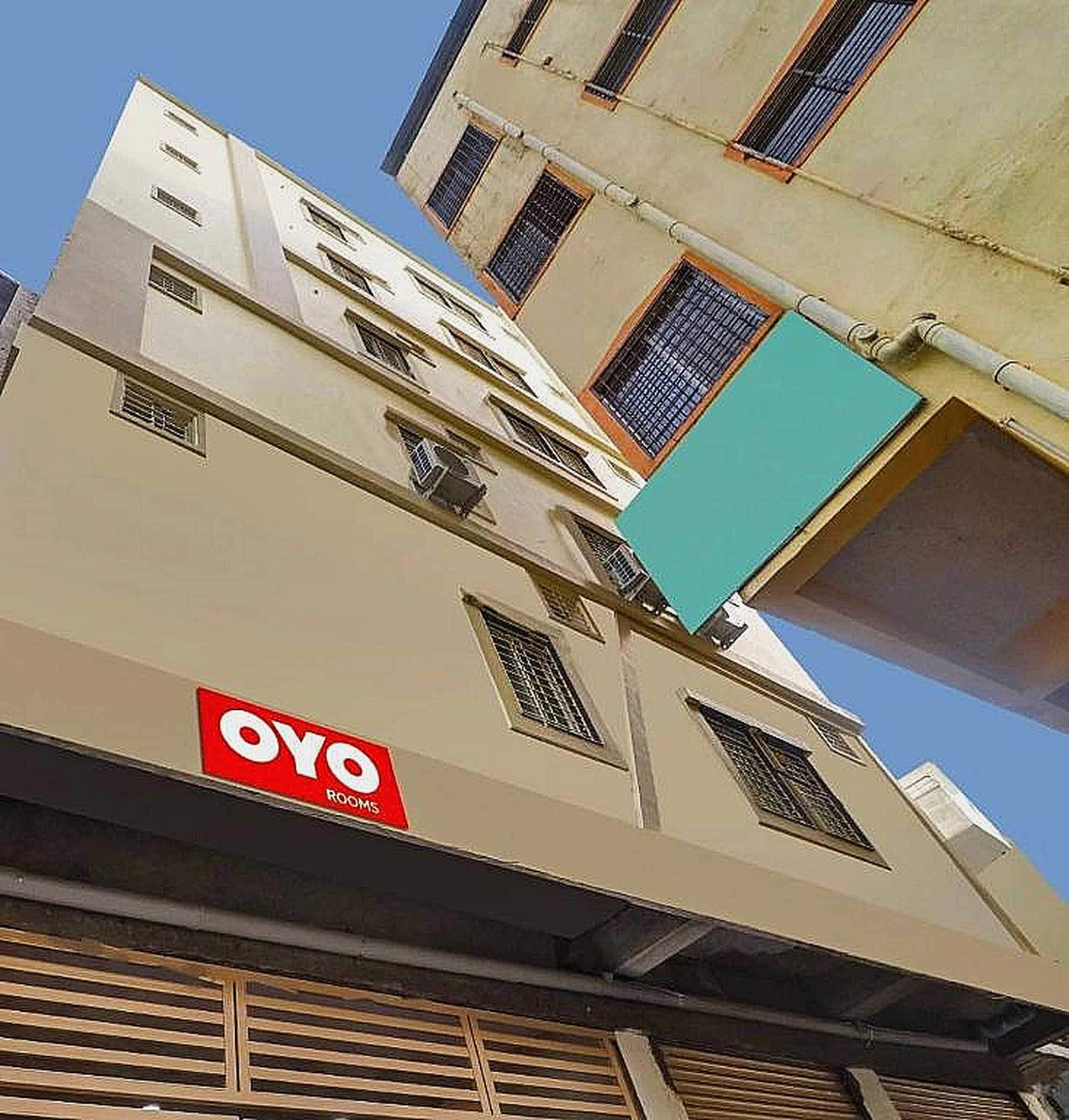 OYO Flagship 48359 Lal Residency, New Delhi 2