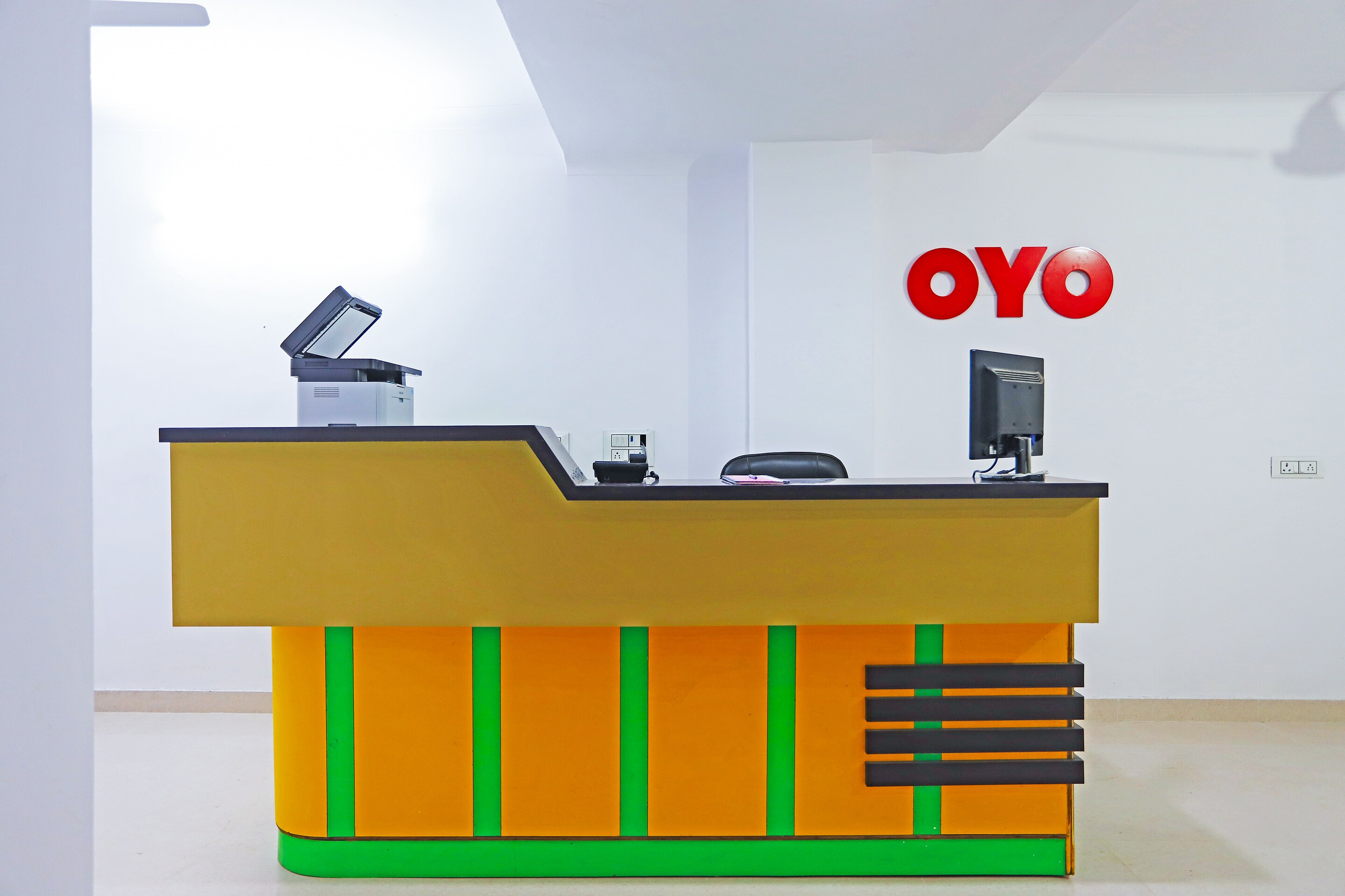 OYO Flagship 48359 Lal Residency, New Delhi 4