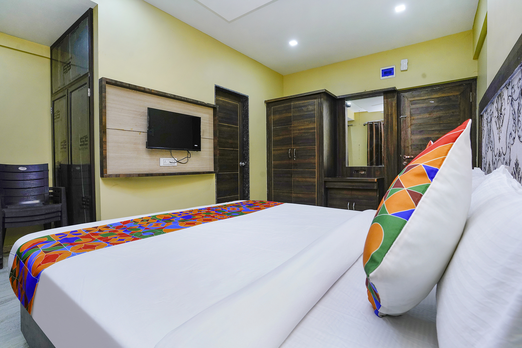 FabHotel Bhiwandi Palace, Mumbai 2
