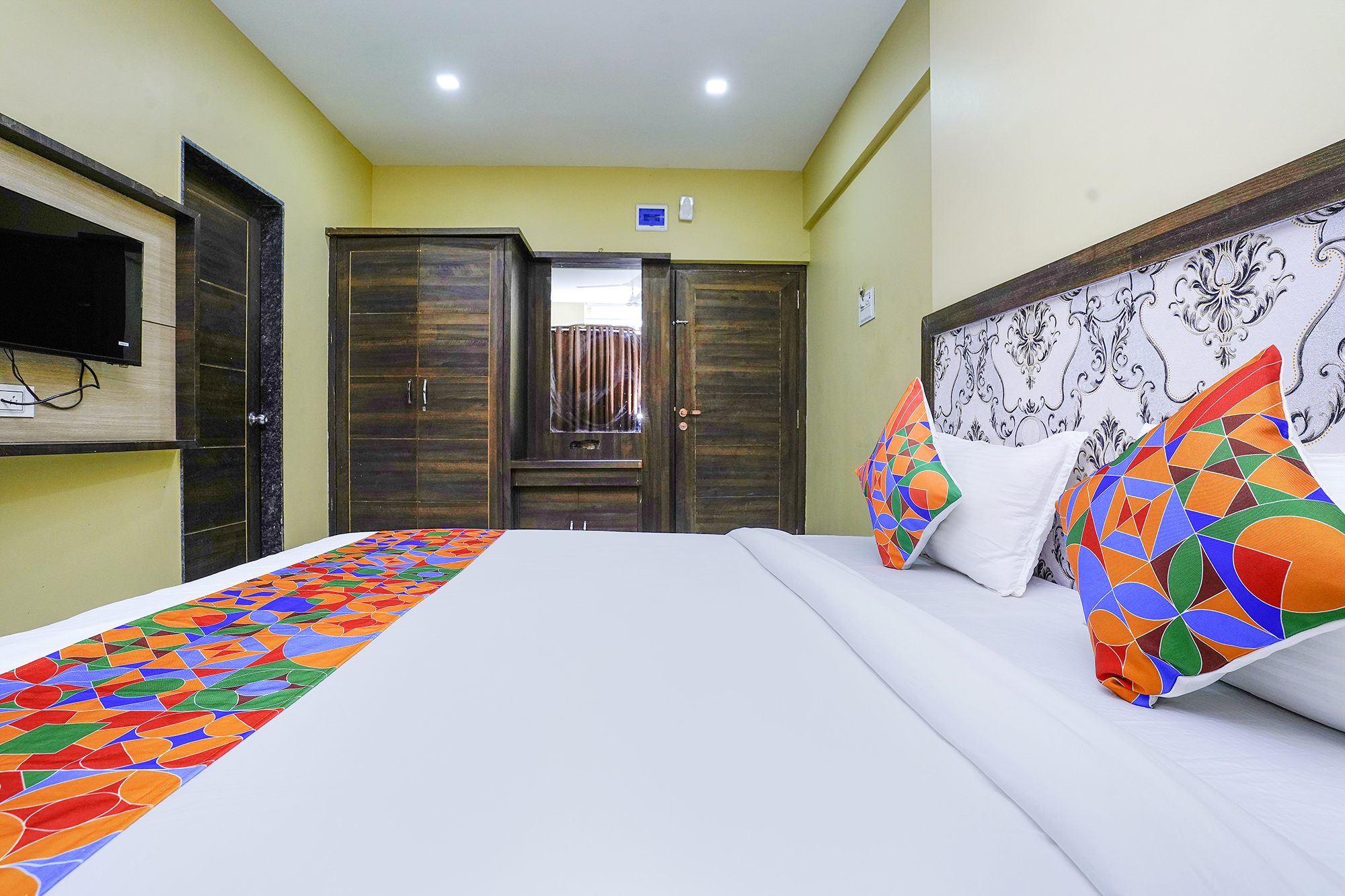 FabHotel Bhiwandi Palace, Mumbai 4