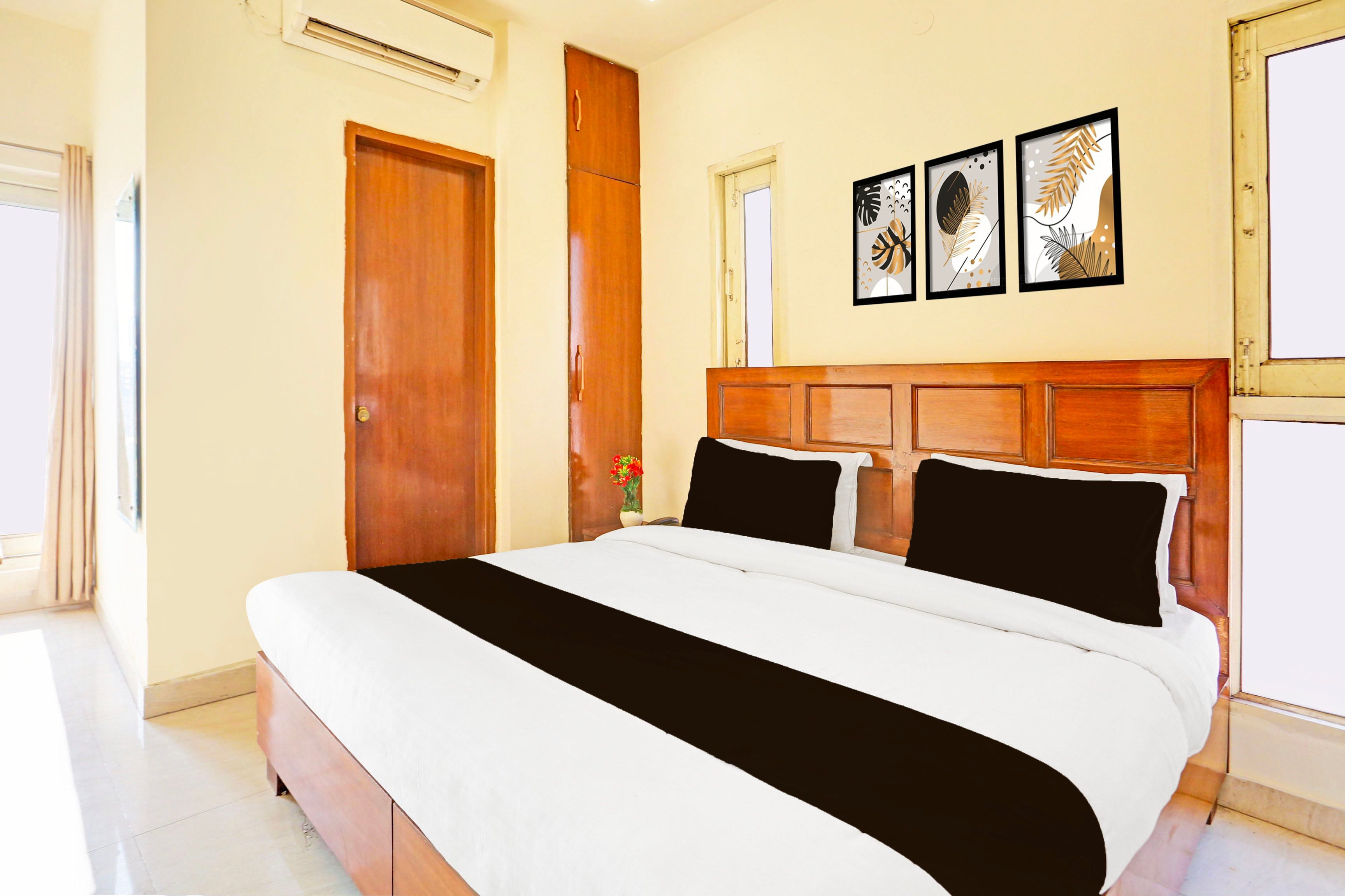 Super Hotel O Sector 45 Formerly Manyavar