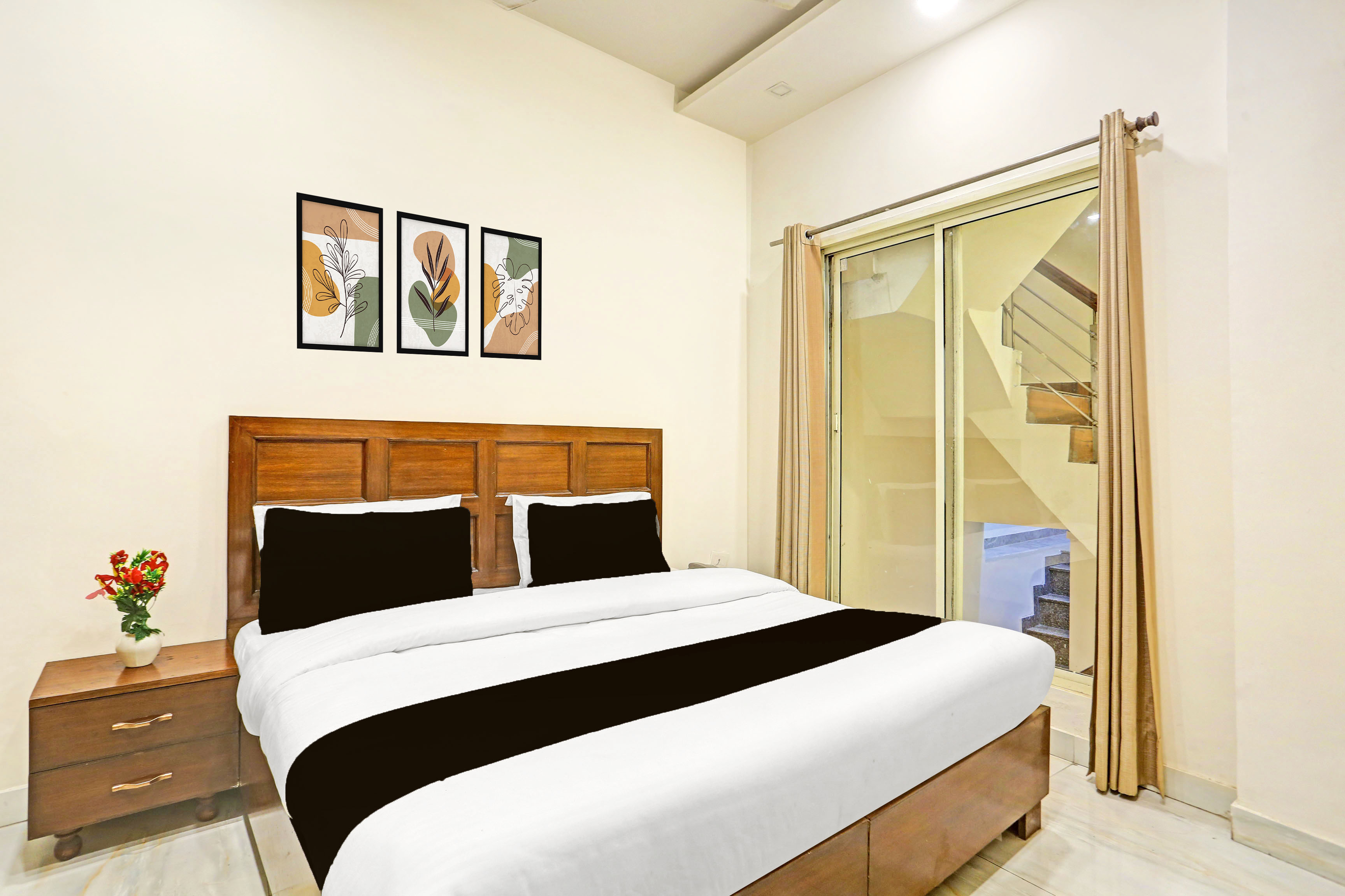 Super Hotel O Sector 45 Formerly Manyavar