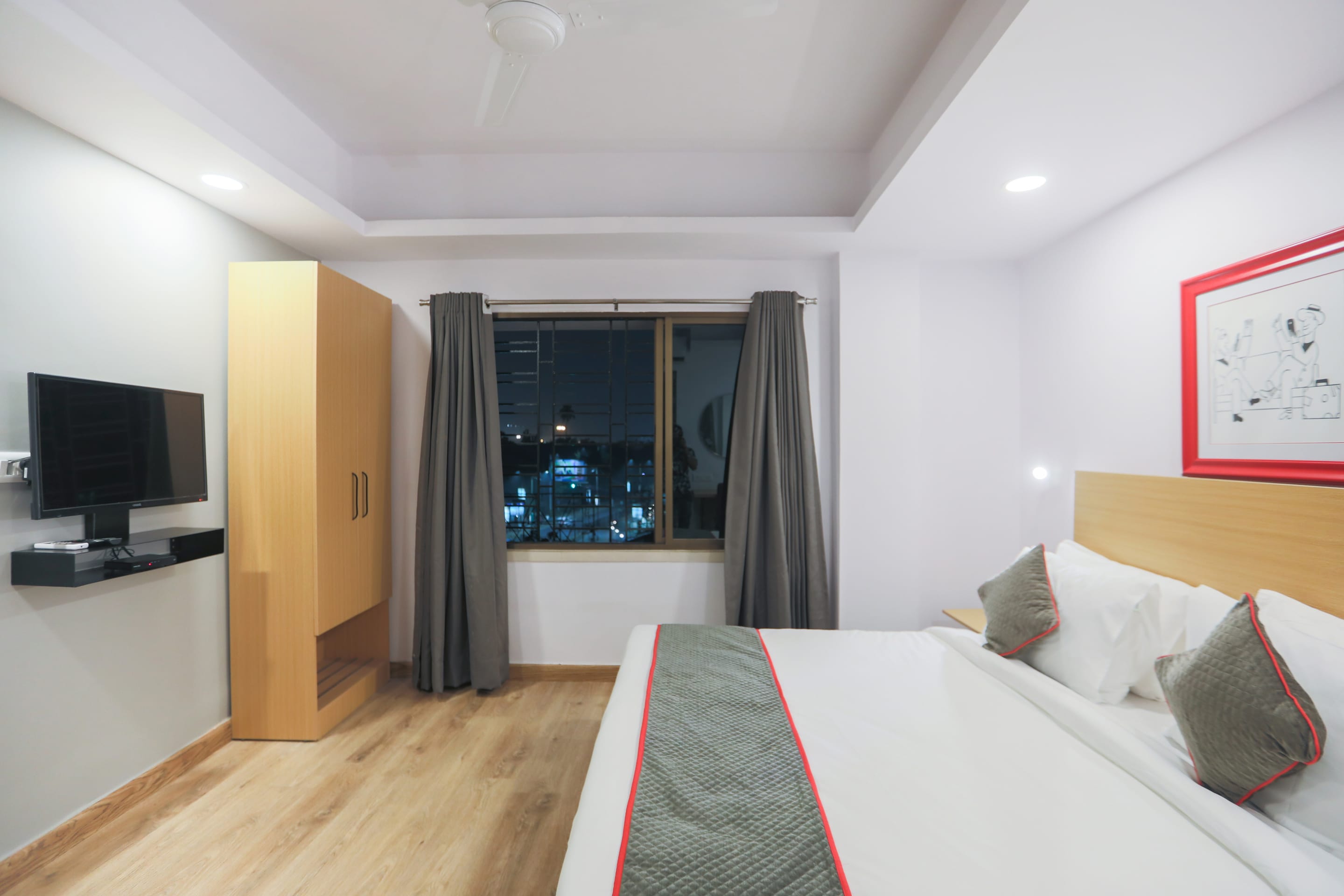 OYO Townhouse 152 Hotel Suncitel Airport, Kolkata 3