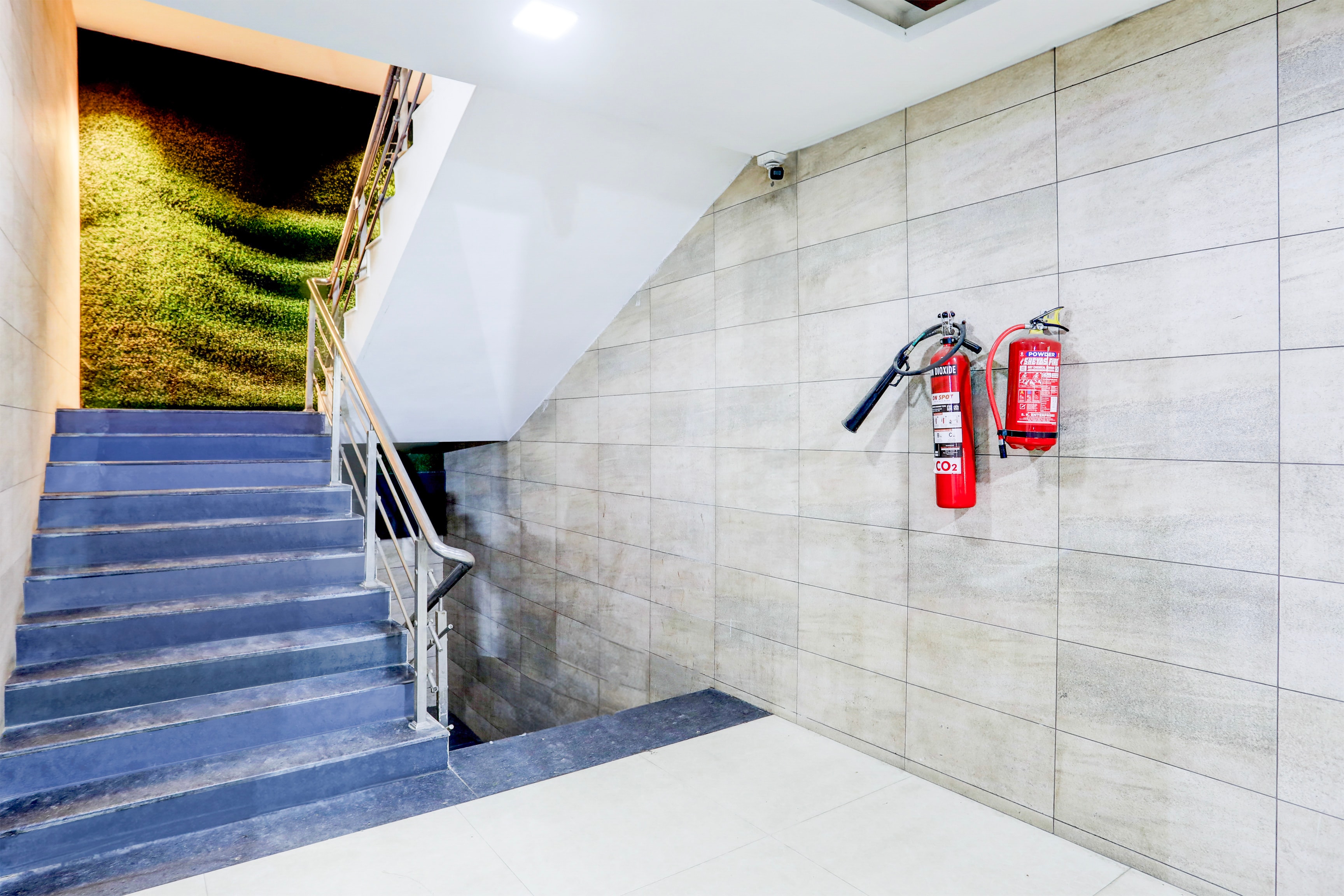 Super Townhouse Prahladnagar