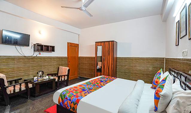 FabExpress F9 Sector 70, Shirdi 5