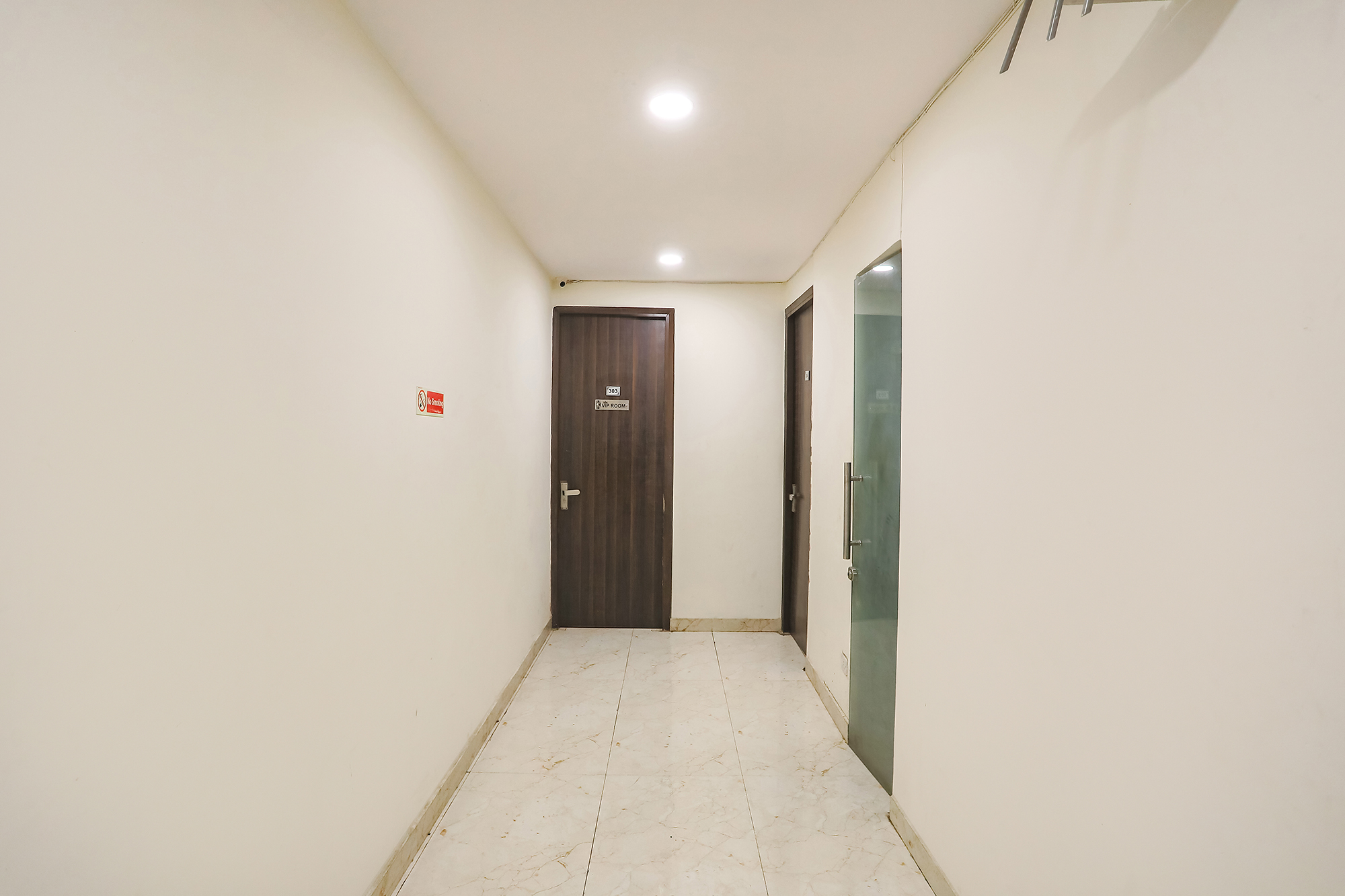FabHotel Royal Galaxy I, New Delhi 5