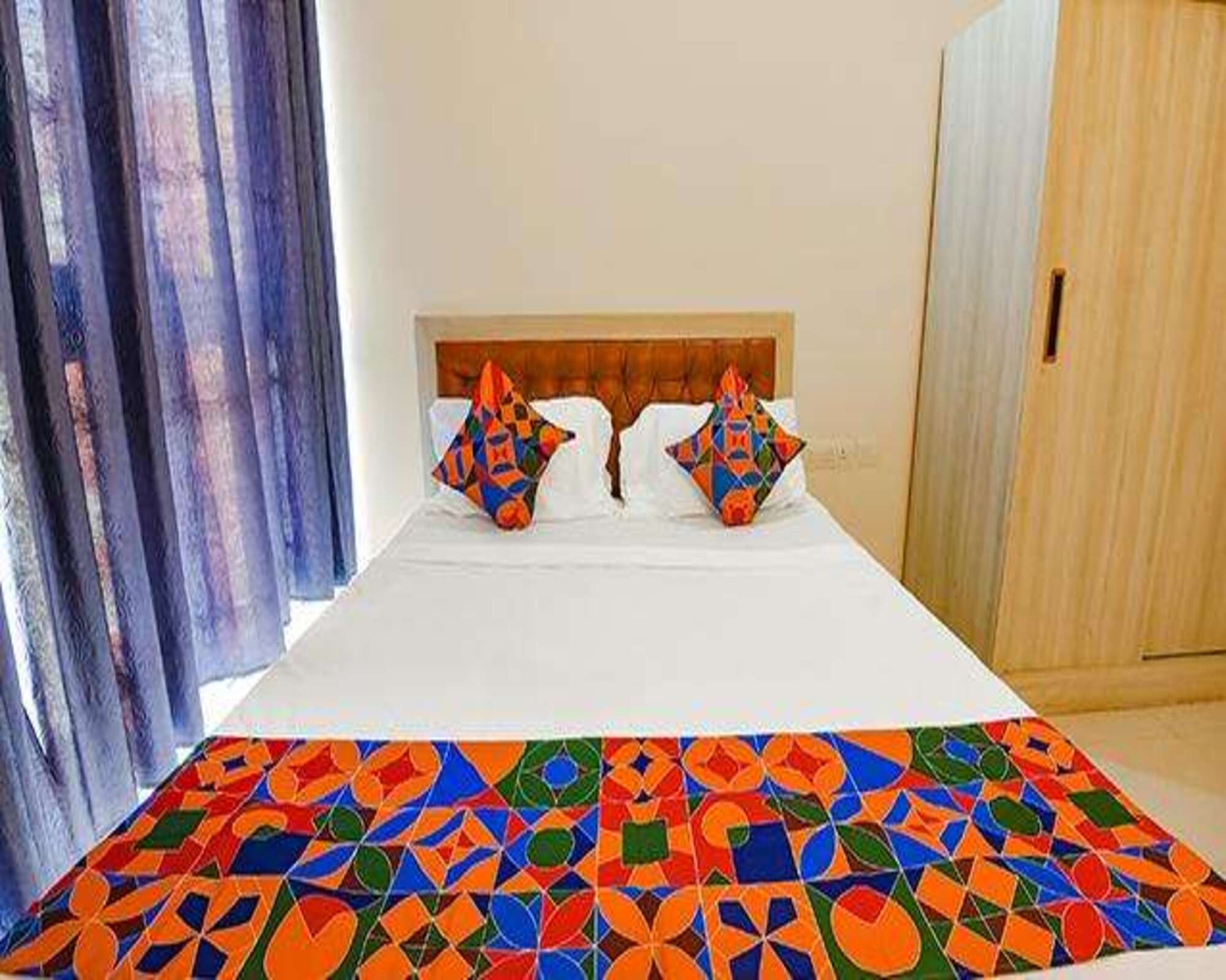 FabHotel Prime Santoshi Holiday Homes, Shirdi 2