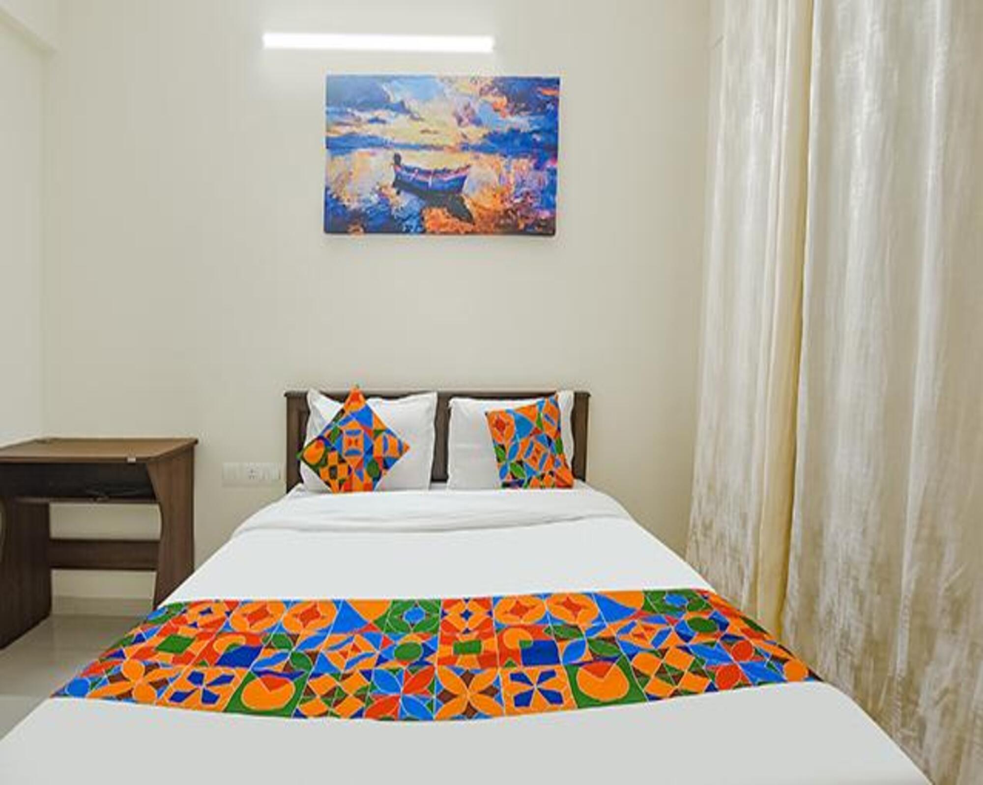 FabHotel Prime Santoshi Holiday Homes, Shirdi 4