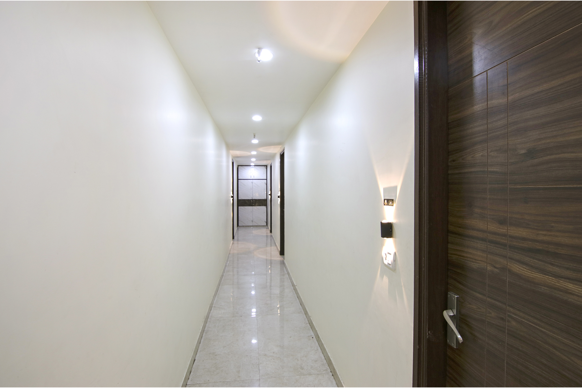 FabExpress Waypoint Inn, New Delhi 3