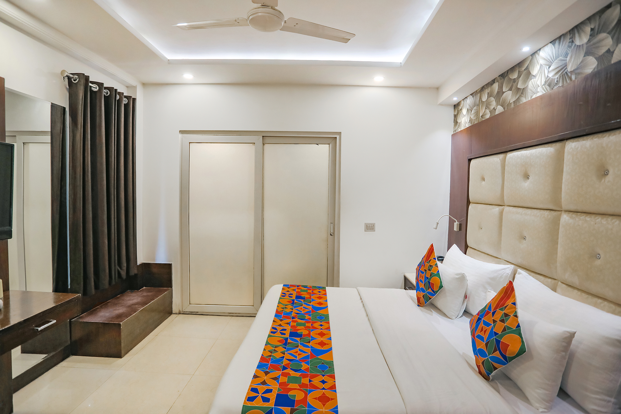 FabHotel Station I, New Delhi 2
