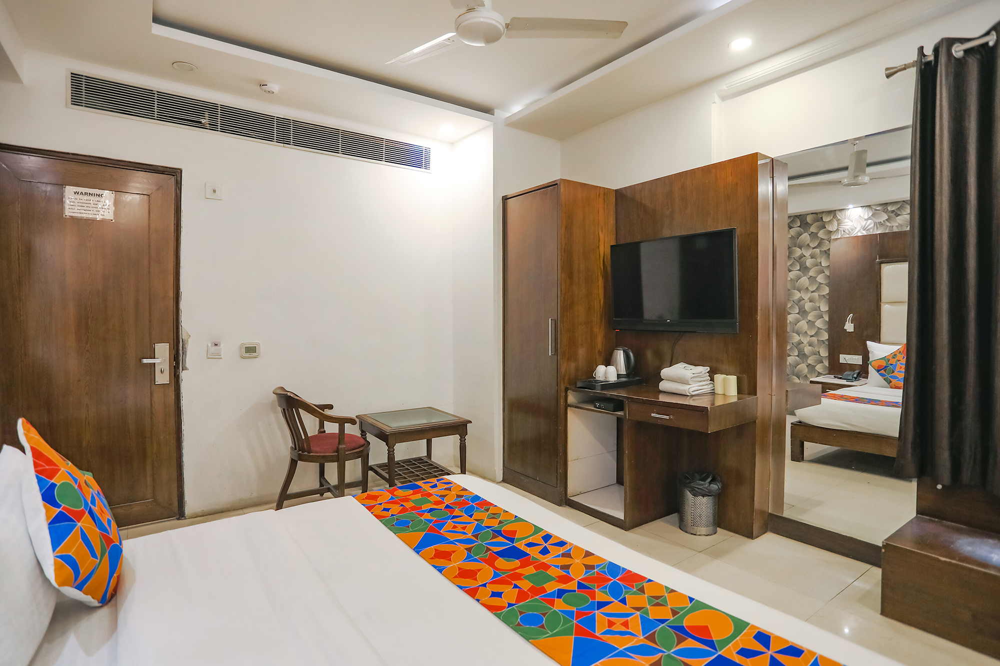 FabHotel Station I, New Delhi 5