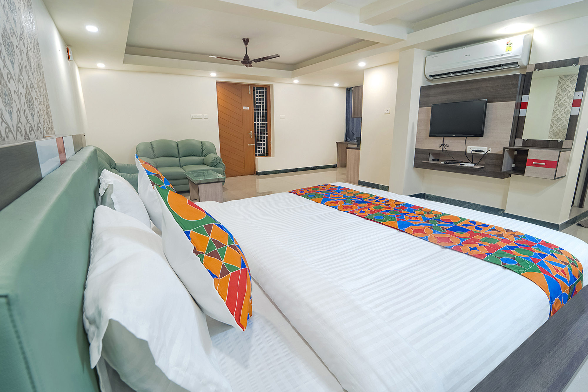 FabHotel Grand Castle, Coimbatore 2