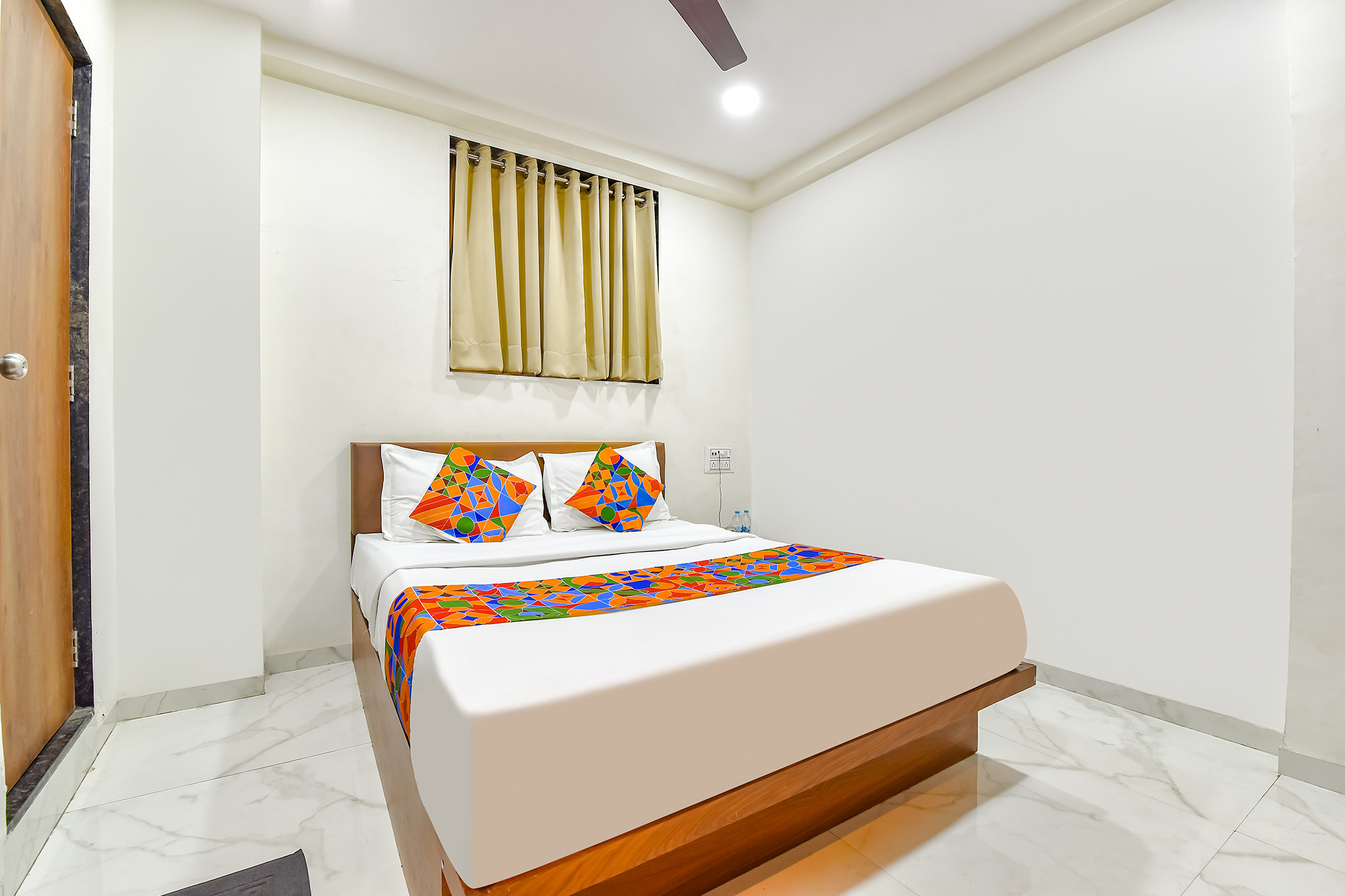 FabHotel Infini Palace, Surat 4