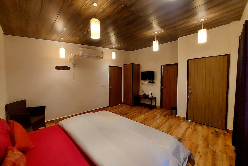 Aadrika Retreat, Naukuchiatal 5