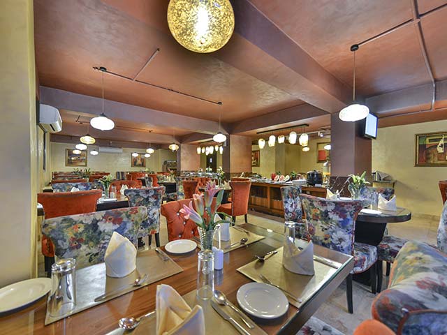 Batra Hotel & Residences