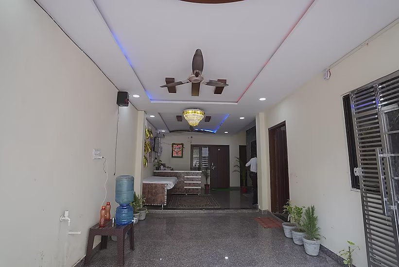 Hotel Radha Raman Seva Dham by WB Inn, Vrindavan 5