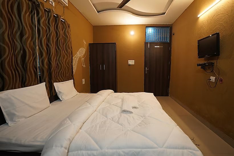 Gwala Guesthouse By WB Inn, Vrindavan 3
