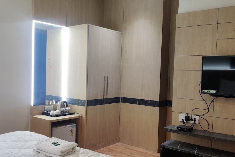 Familia Hotel, Lucknow 5