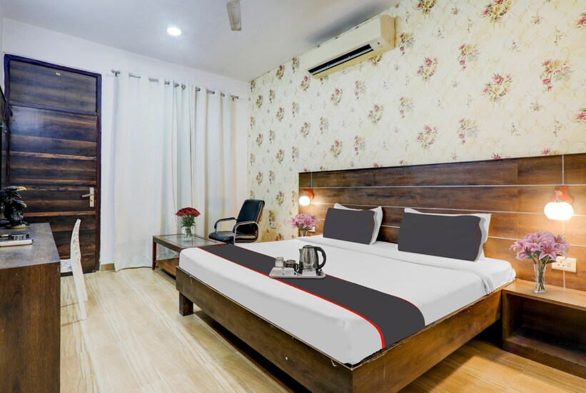 Hotel Milano & Cafe, Lucknow 2