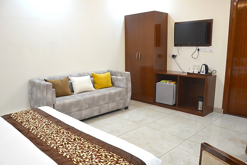 Hotel Roselle Inn, Lucknow 4