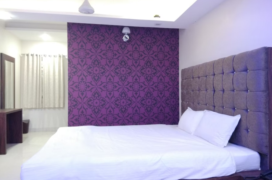 Hotel Vatika Inn, Sohagpur 5