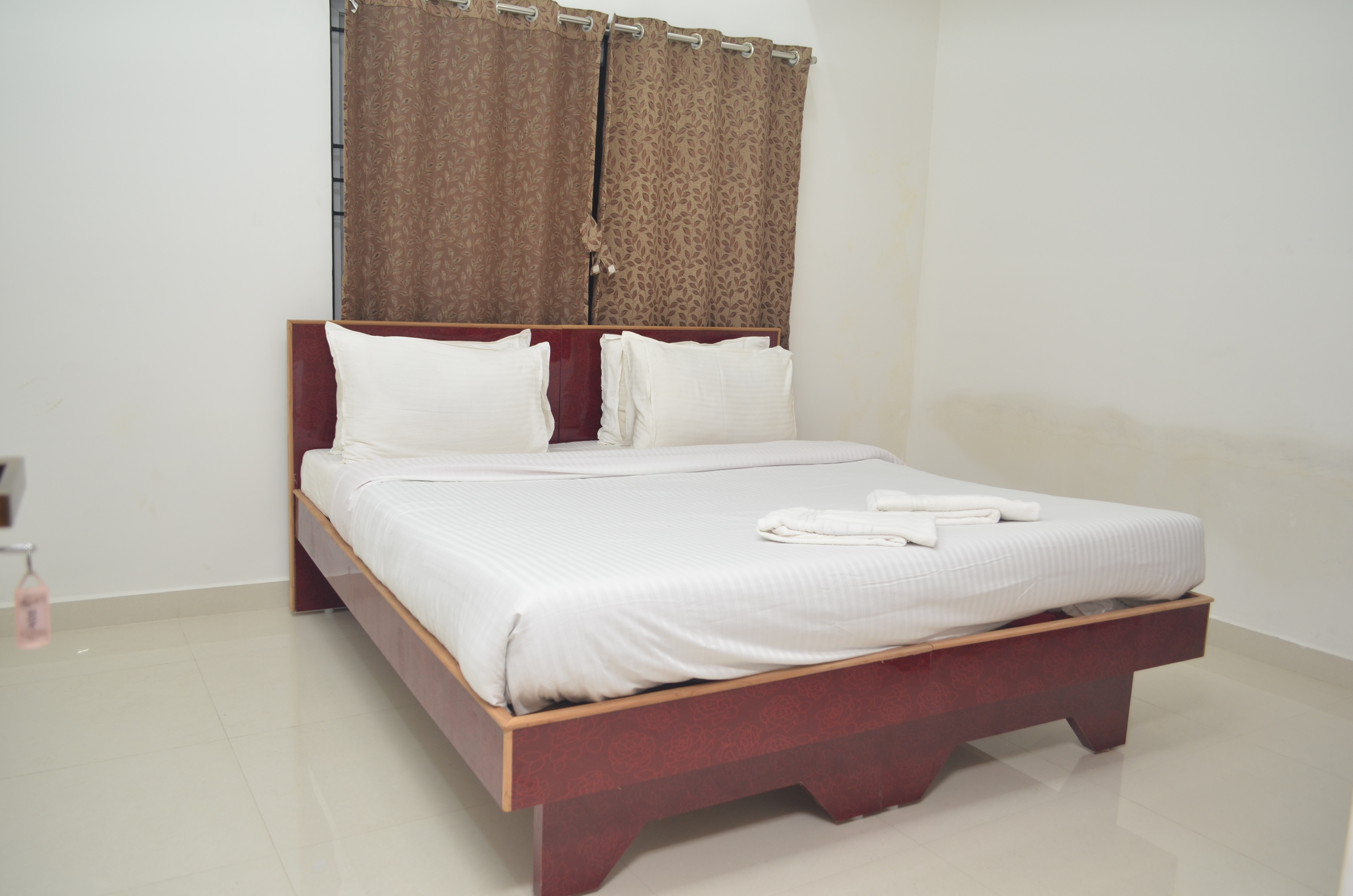 Grand INN - Homestay, Yercaud 3