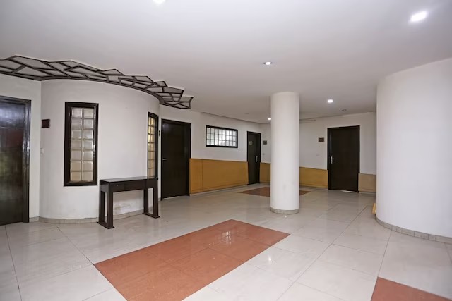 Hotel Grand Peepal, New Delhi 3