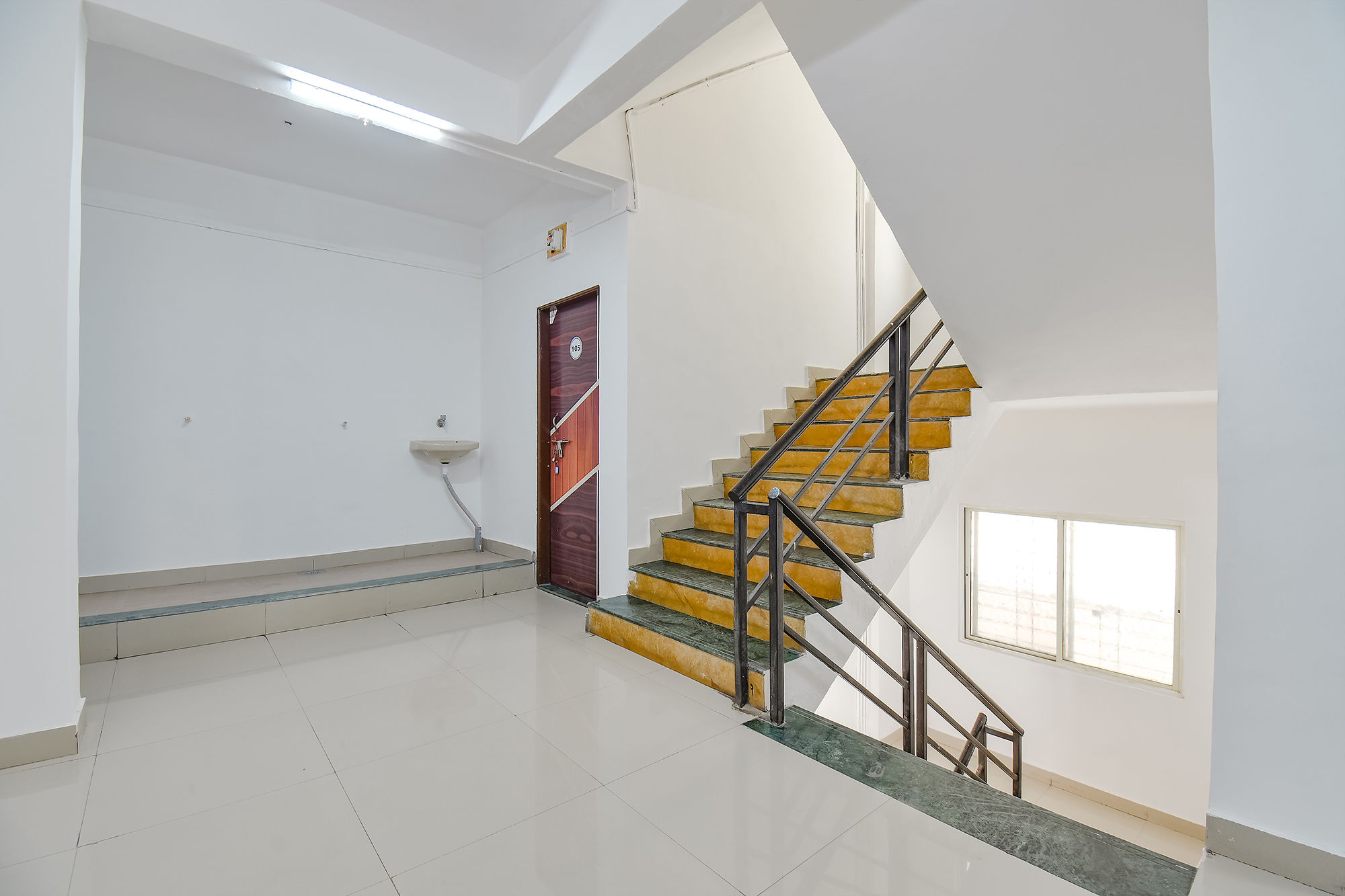 FabHotel Ashiyana Lodge, Pune 3