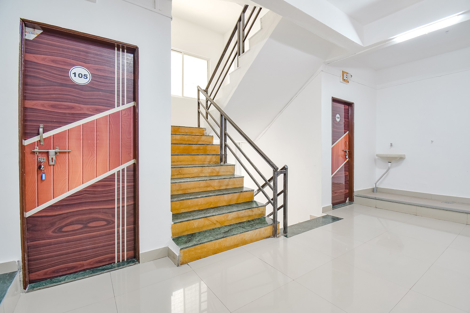 FabHotel Ashiyana Lodge, Pune 4