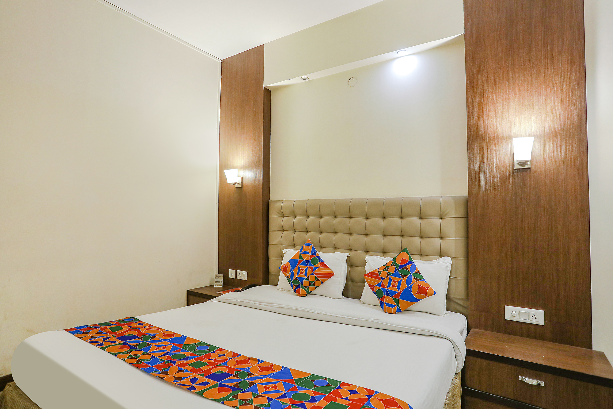 FabHotel Prime The Pamposh, New Delhi 3