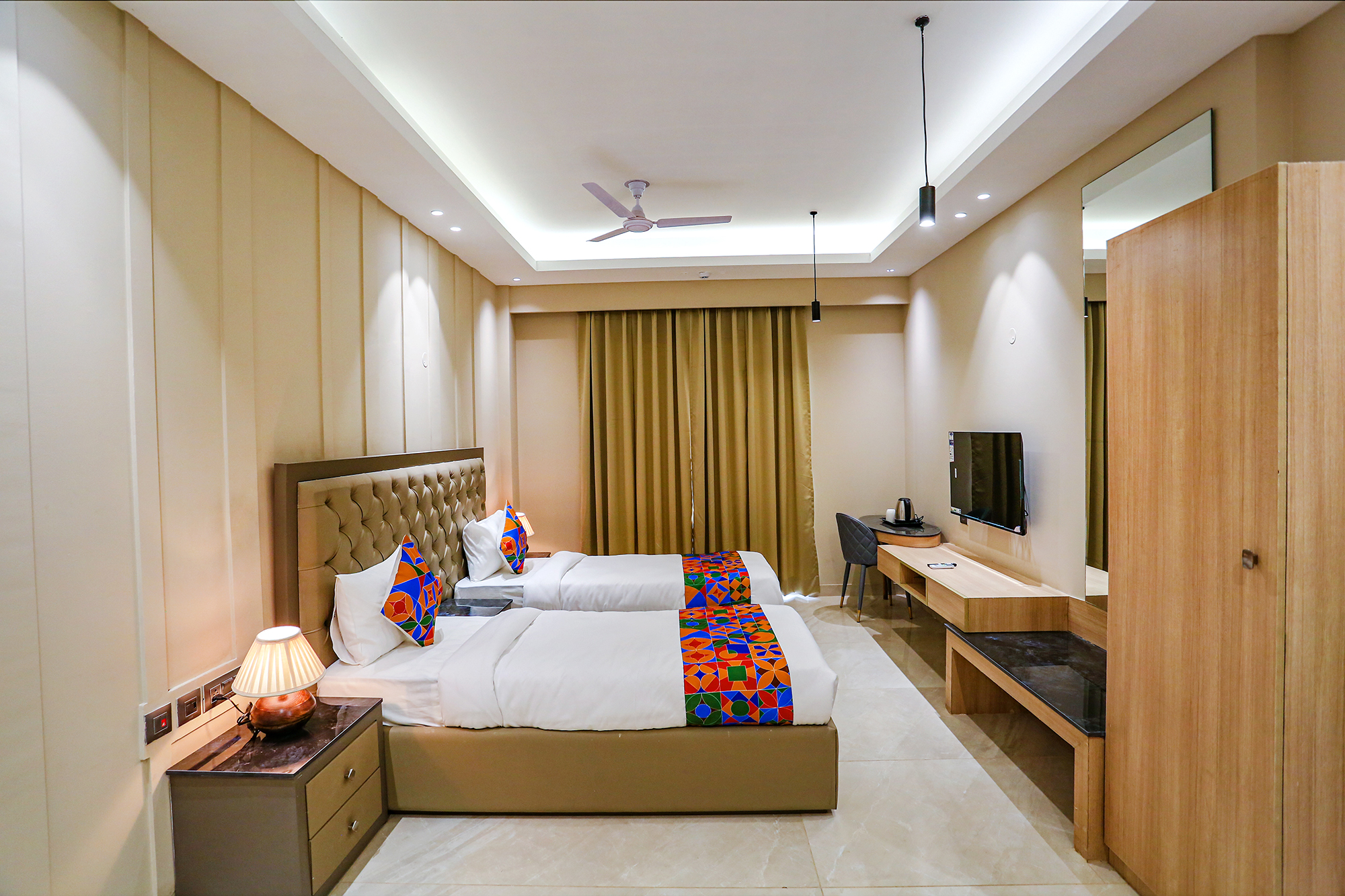 FabHotel Infinity Stay II, Gurgaon 4