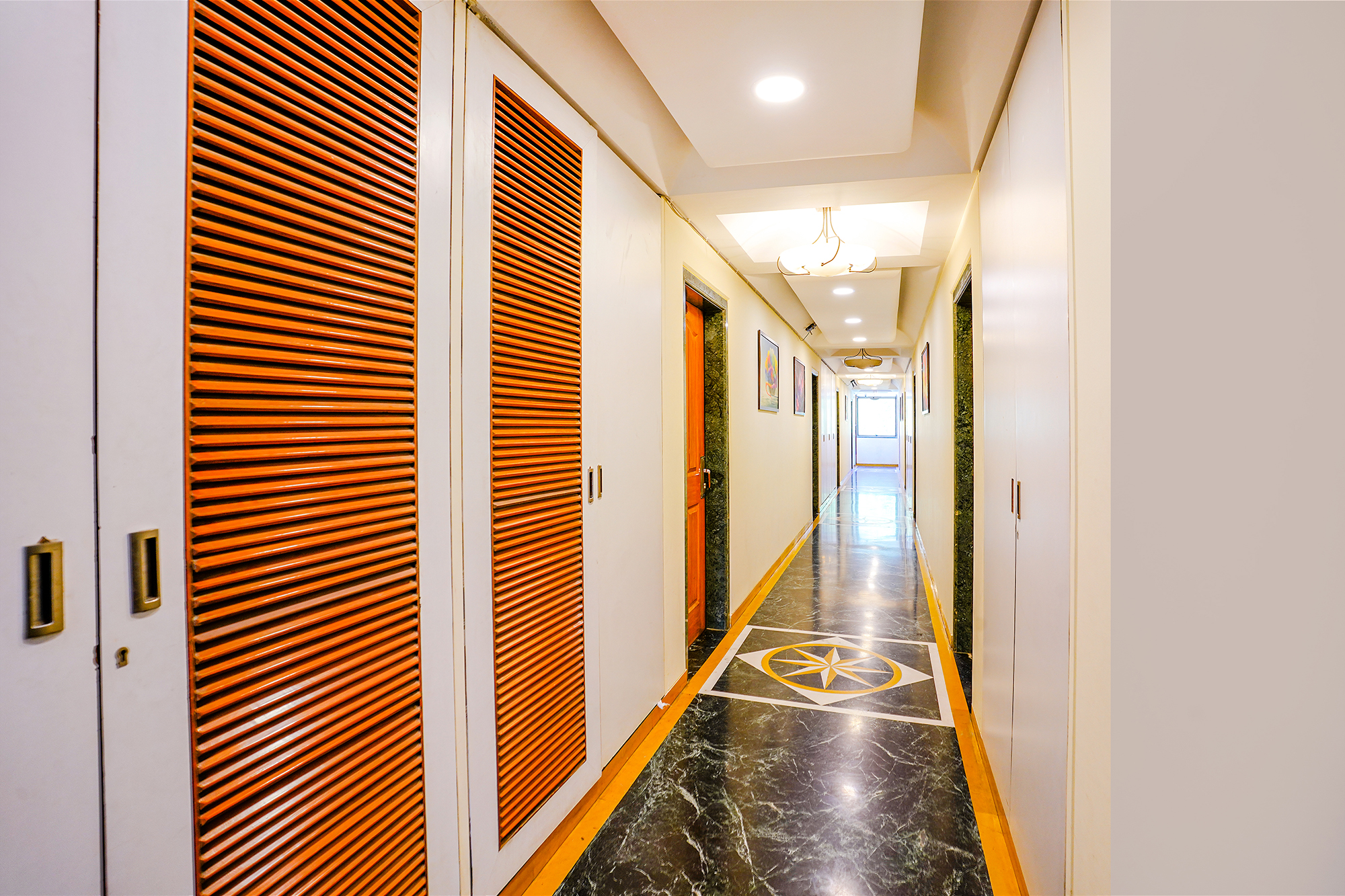 FabHotel Prime Golden Emerald, Pune 5