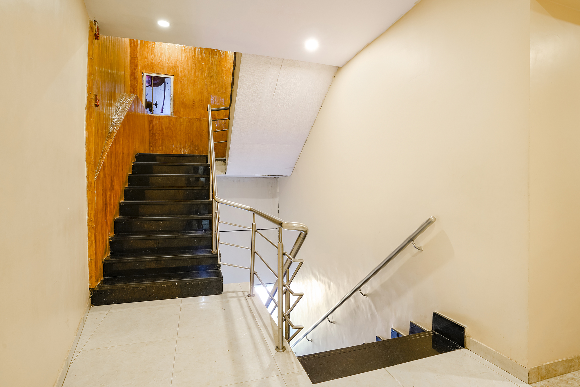 FabHotel D69 Residency, Mumbai 5