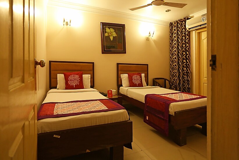 Airport Hotel Eurostar International, New Delhi 2