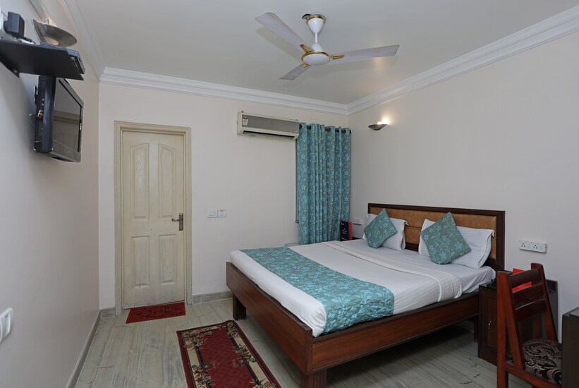 Airport Hotel Eurostar International, New Delhi 3