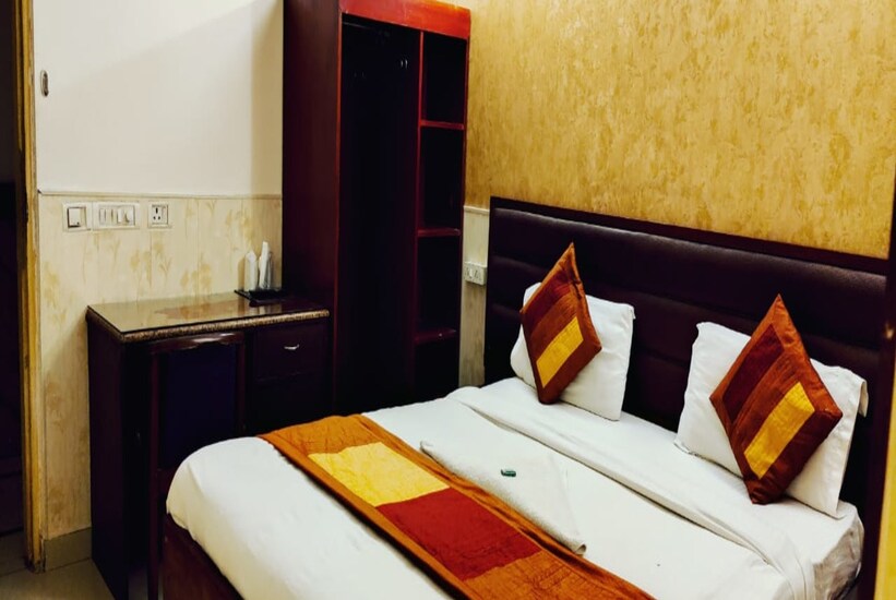 Airport Hotel Eurostar International, New Delhi 5