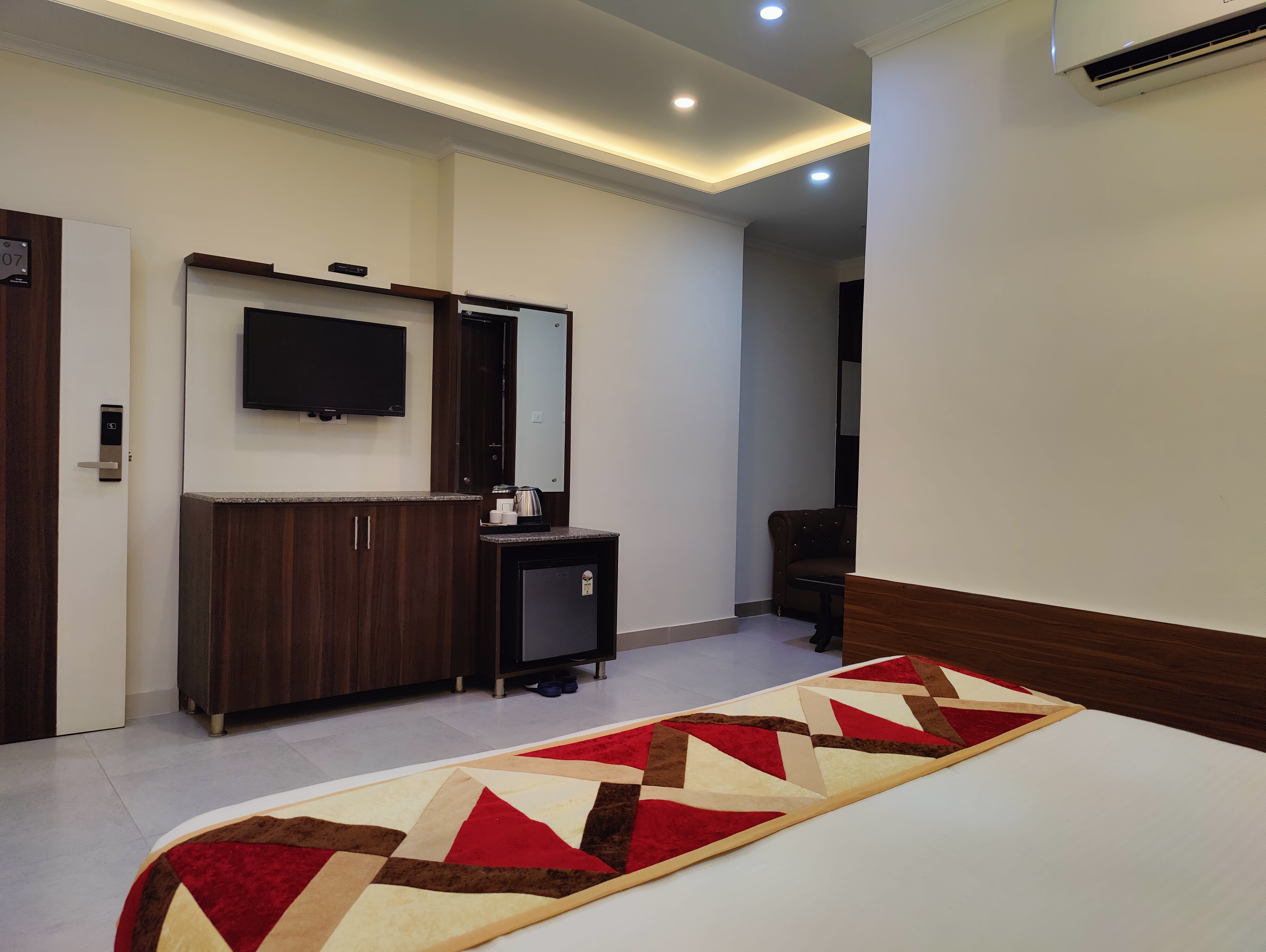 Hotel Mandi Heights, Mandi 4