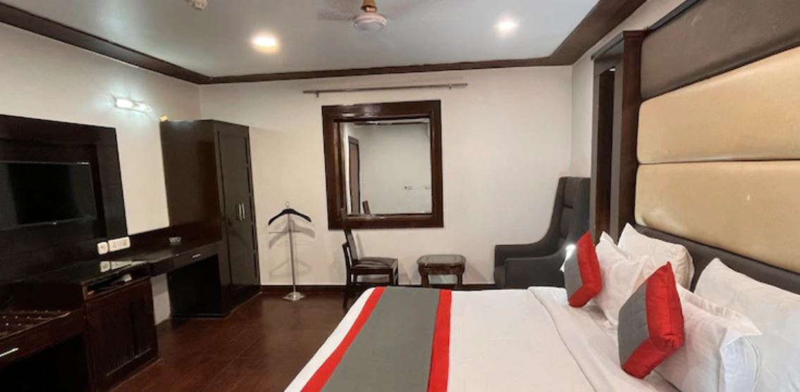 Qotel Hotel Sandberry Prashant vihar, New Delhi 2