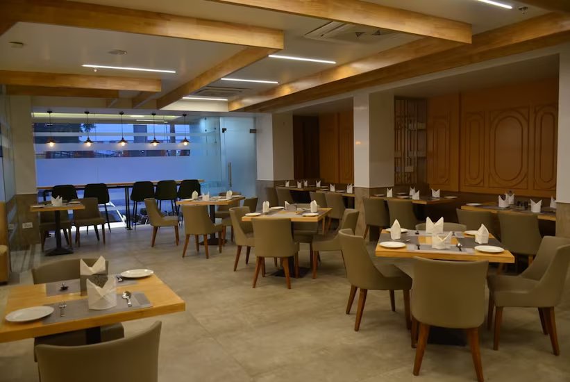 Hotel Ecotel, Lucknow