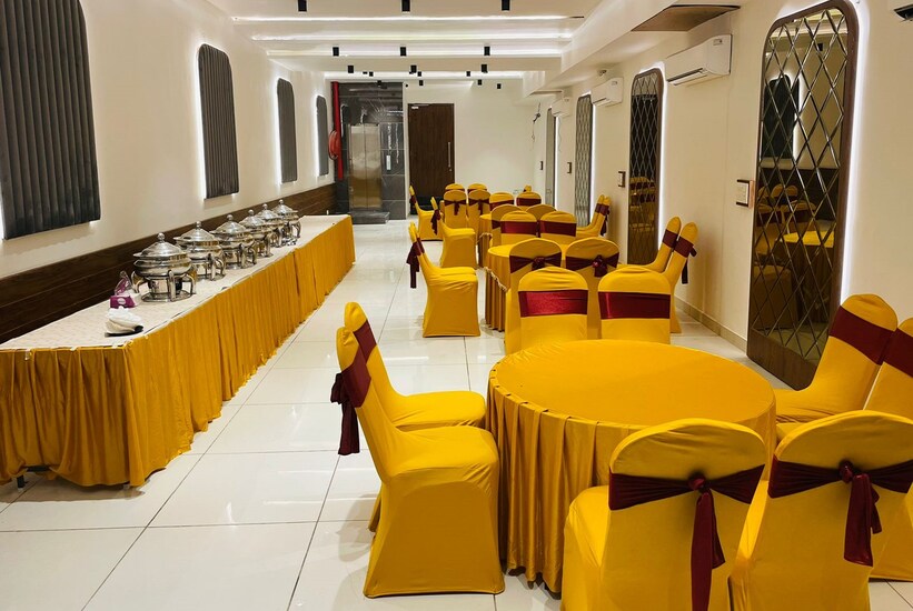 Hotel DC Premium, Zirakpur 4