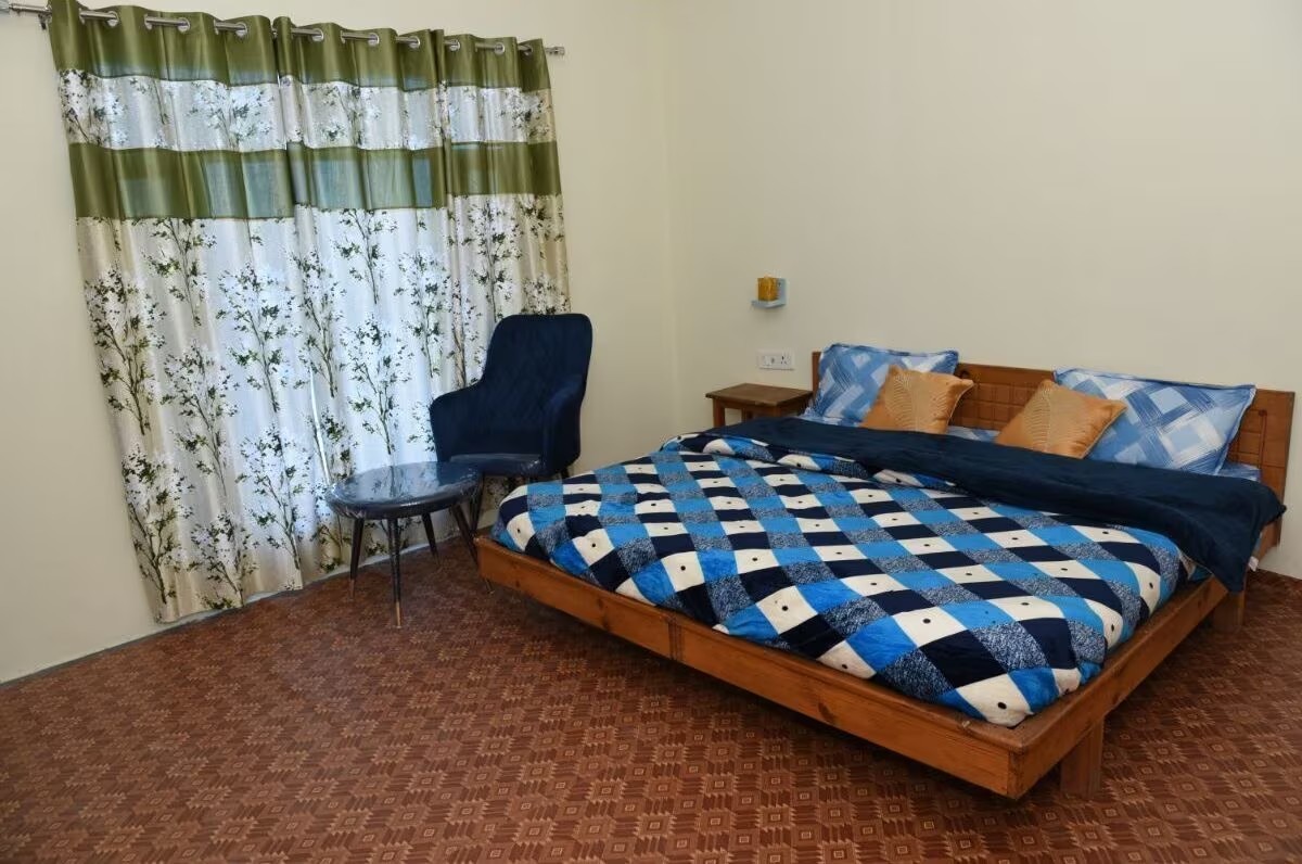Hill View Retreat, Dehradun 3