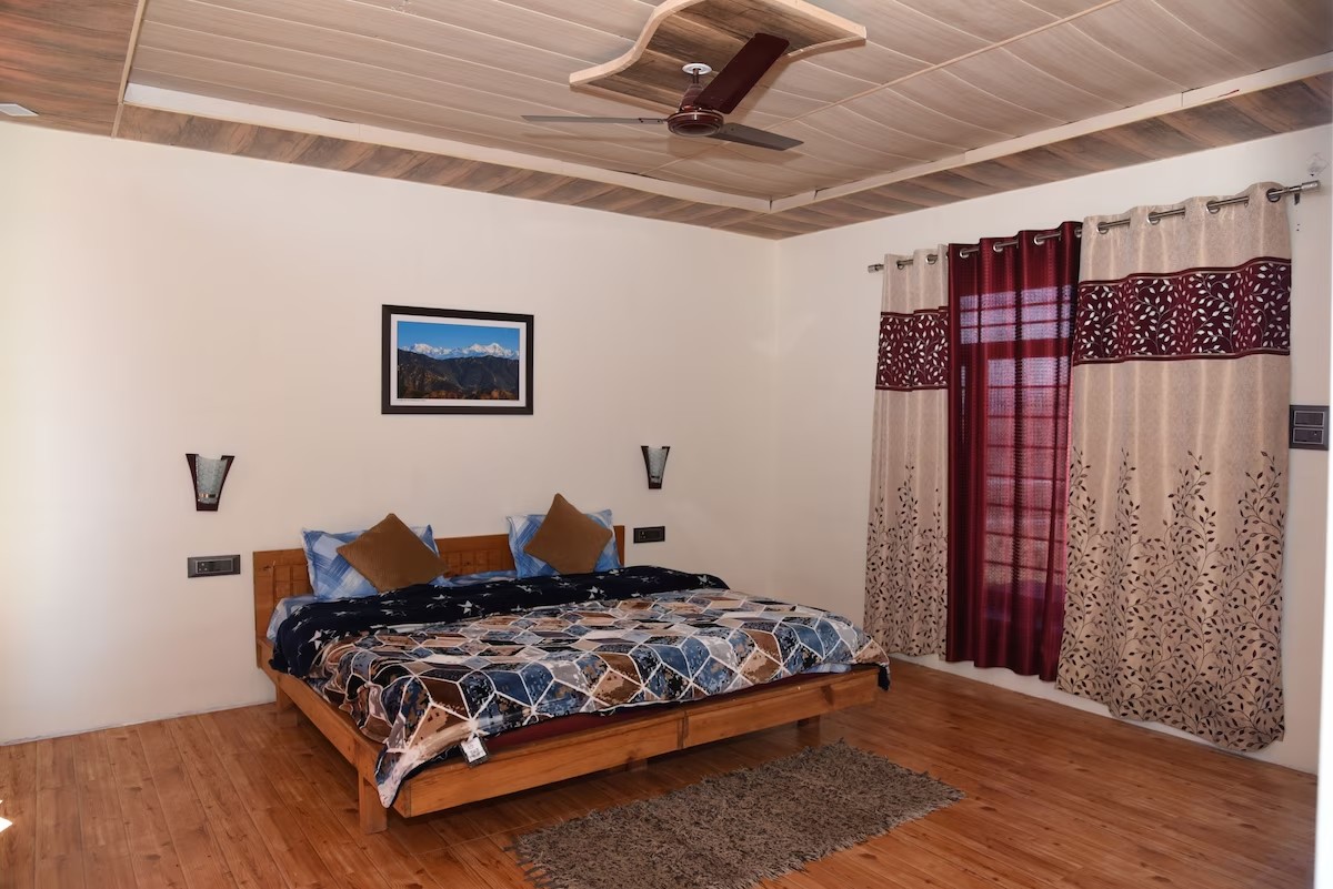 Hill View Retreat, Dehradun 5