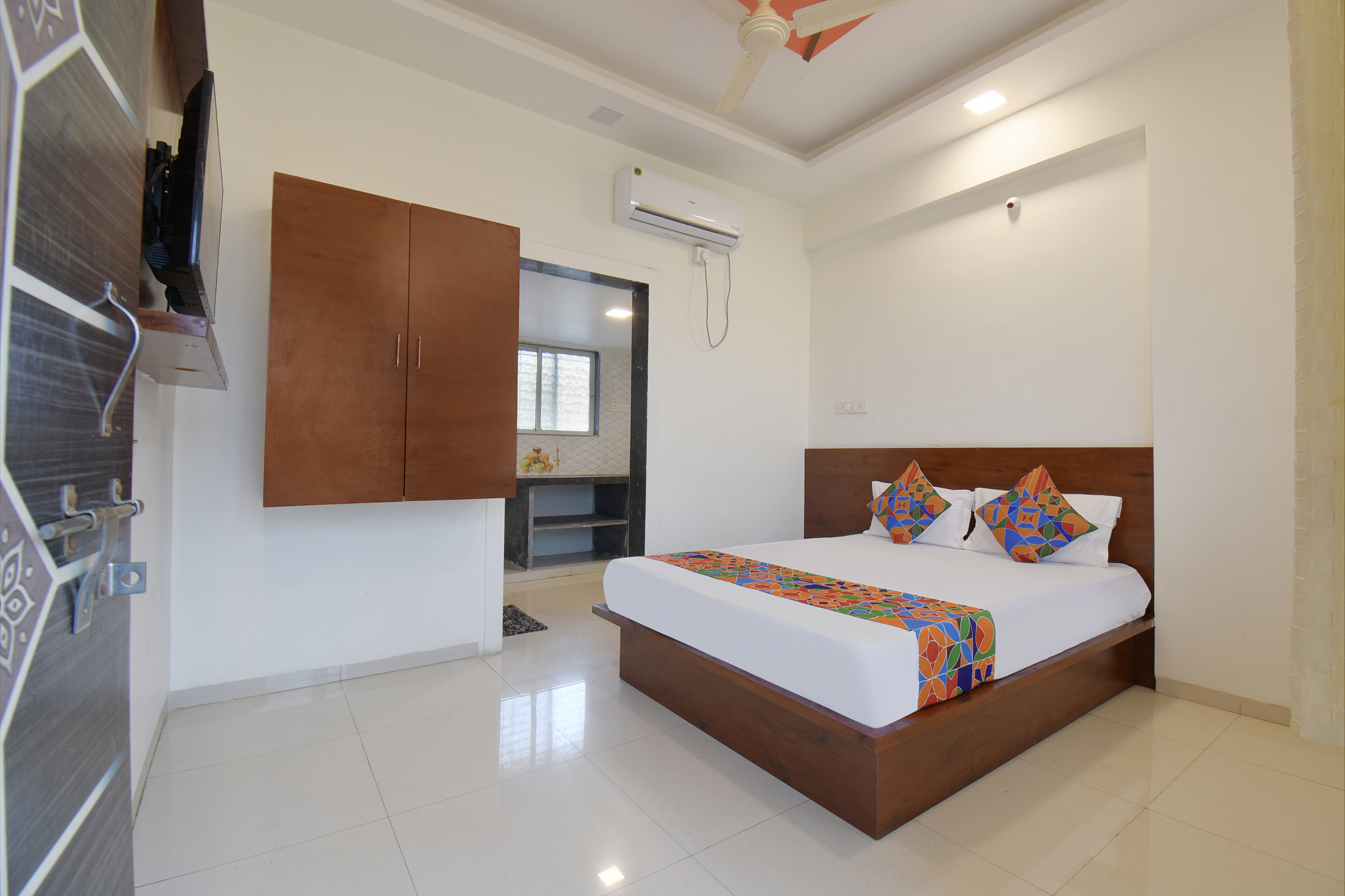 FabExpress Relax Inn II, Pune 3