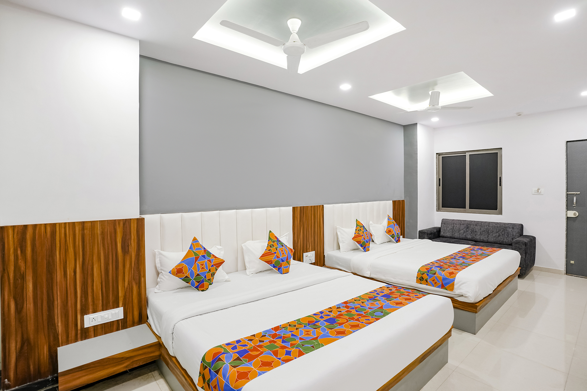 FabHotel Magnus, Surat 3