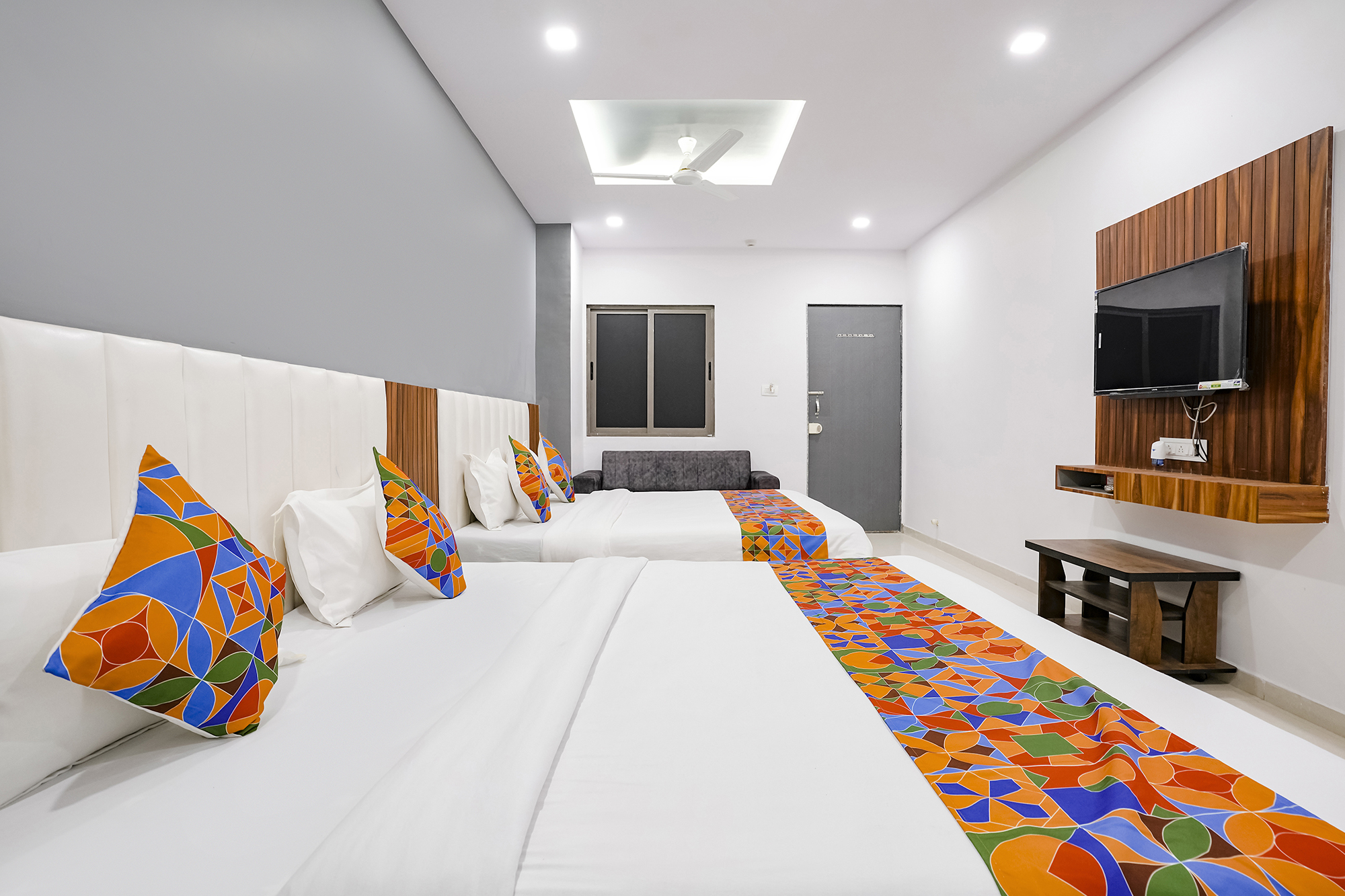 FabHotel Magnus, Surat 5