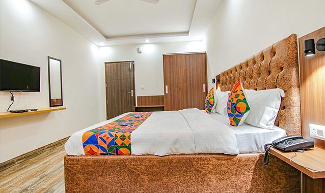FabHotel Shri Krishna Residency, Dehradun 2