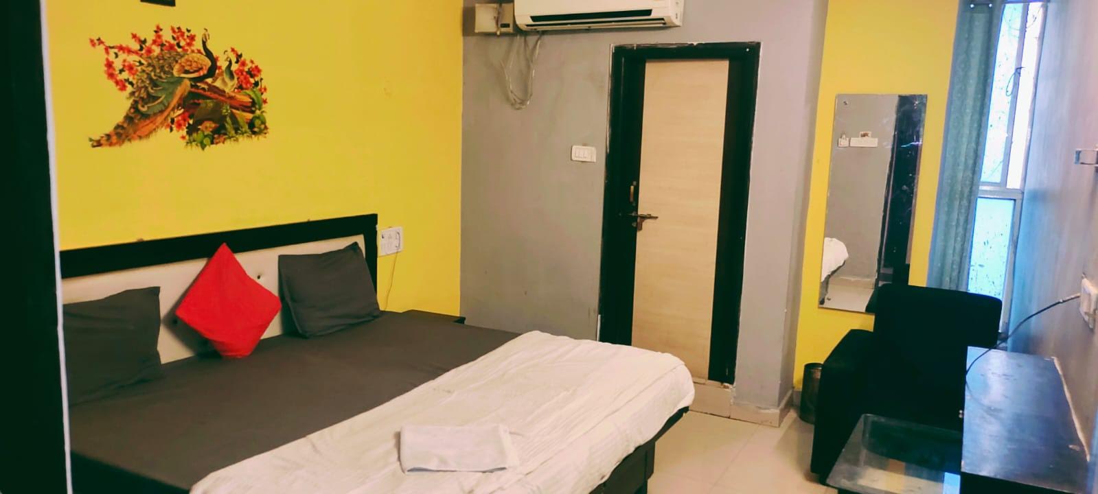 iROOMZ Hotel Diamond Park, Hyderabad 4